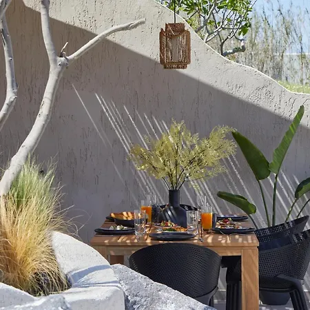 Mayu 아파트호텔 4*